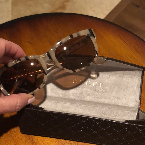 Gucci sunglasses - Picture 2 of 10